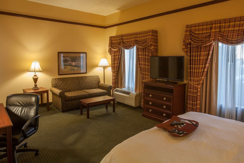 Hampton Inn & Suites Stillwater - photo 10