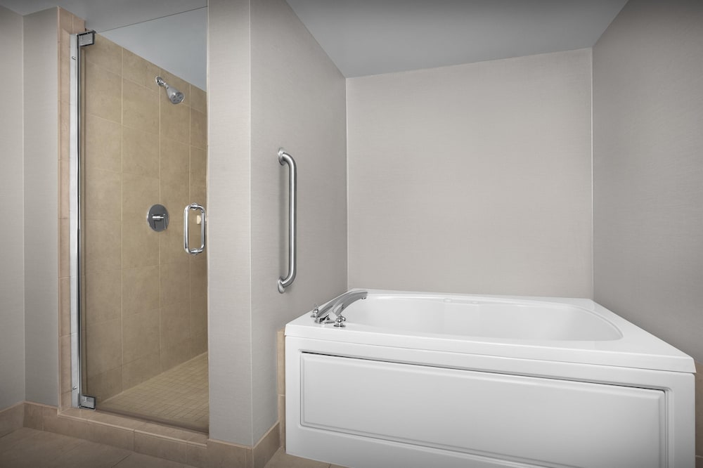 Hilton Garden Inn Denver Highlands Ranch - photo 21
