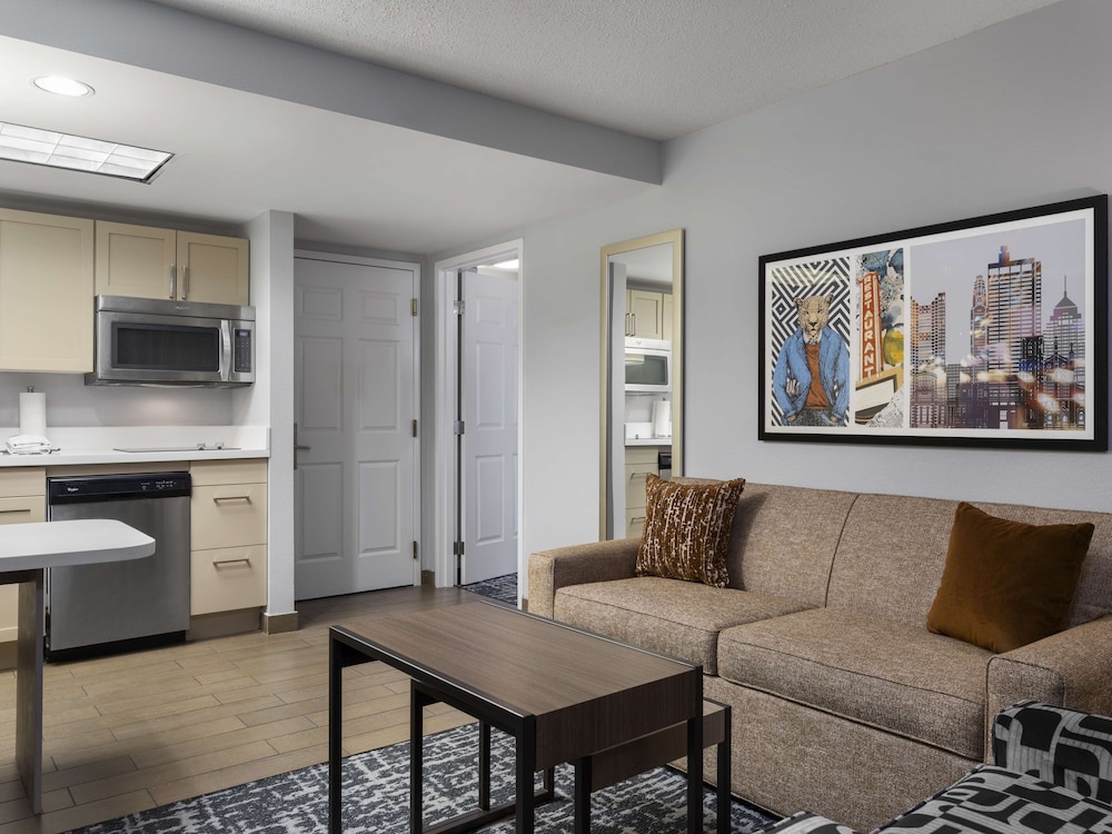 Homewood Suites by Hilton Columbus Airport - photo 19
