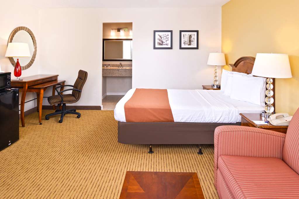 Americas Best Value Inn Plattsburgh - photo 17