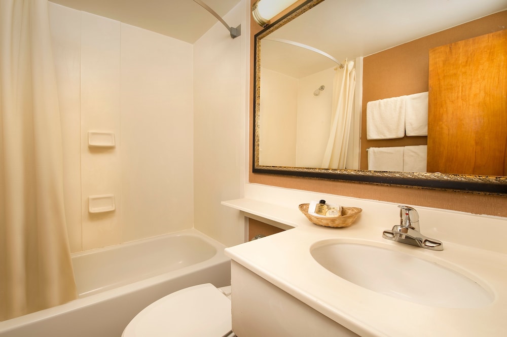 American Inn Of Bethesda - photo 10