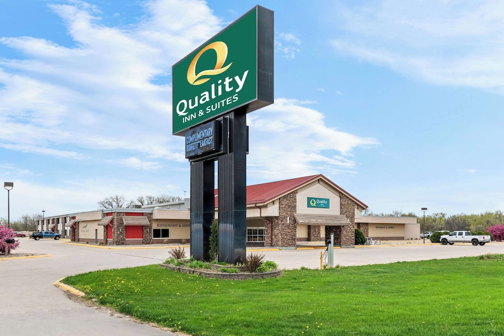 Quality Inn Columbus NE - photo 2