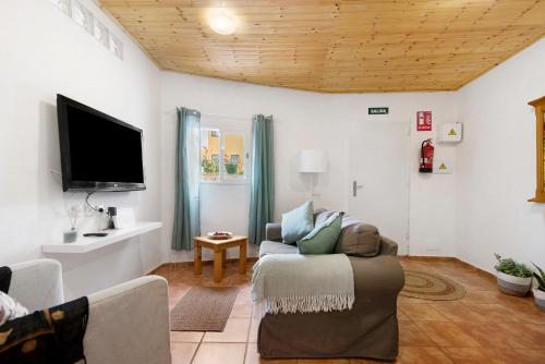 Casa Verol B — 4-Star Luxury Hotel in Moya, Spain