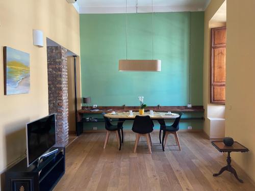 La Pigna — 4-Star Luxury Hotel in Rome, Italy