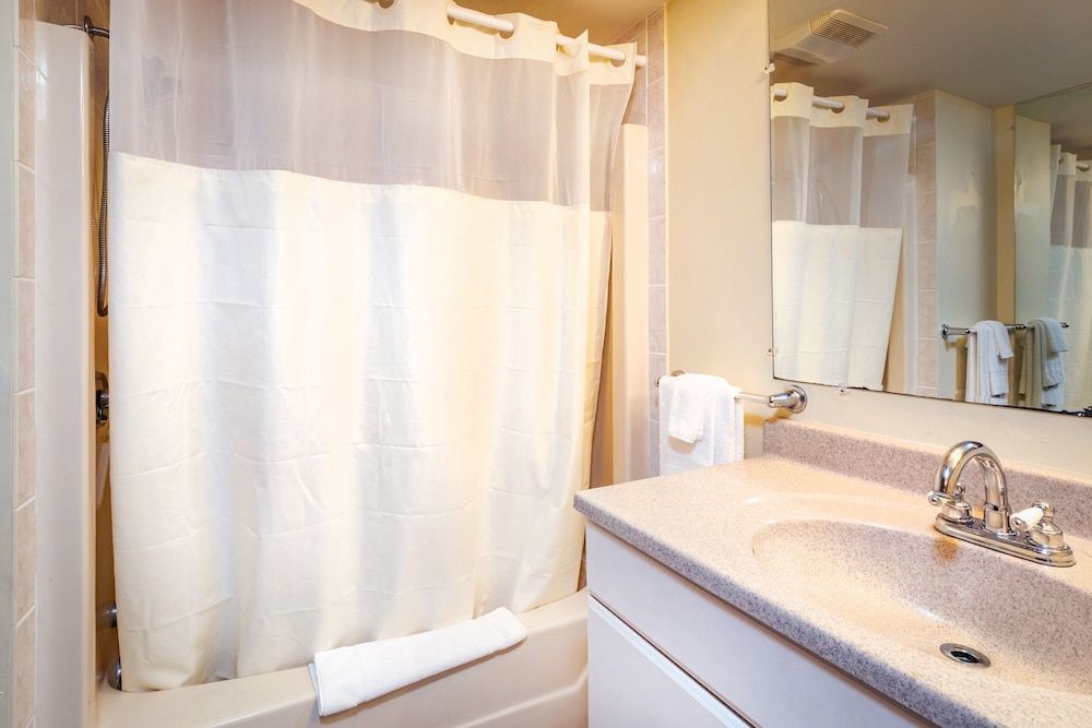 Sea Spiral Suites & Motel - photo 22