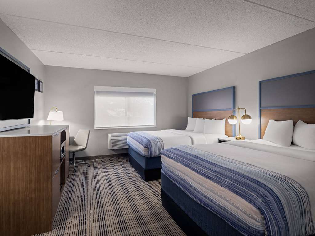 AmericInn by Wyndham Shakopee Near Canterbury Park - photo 16