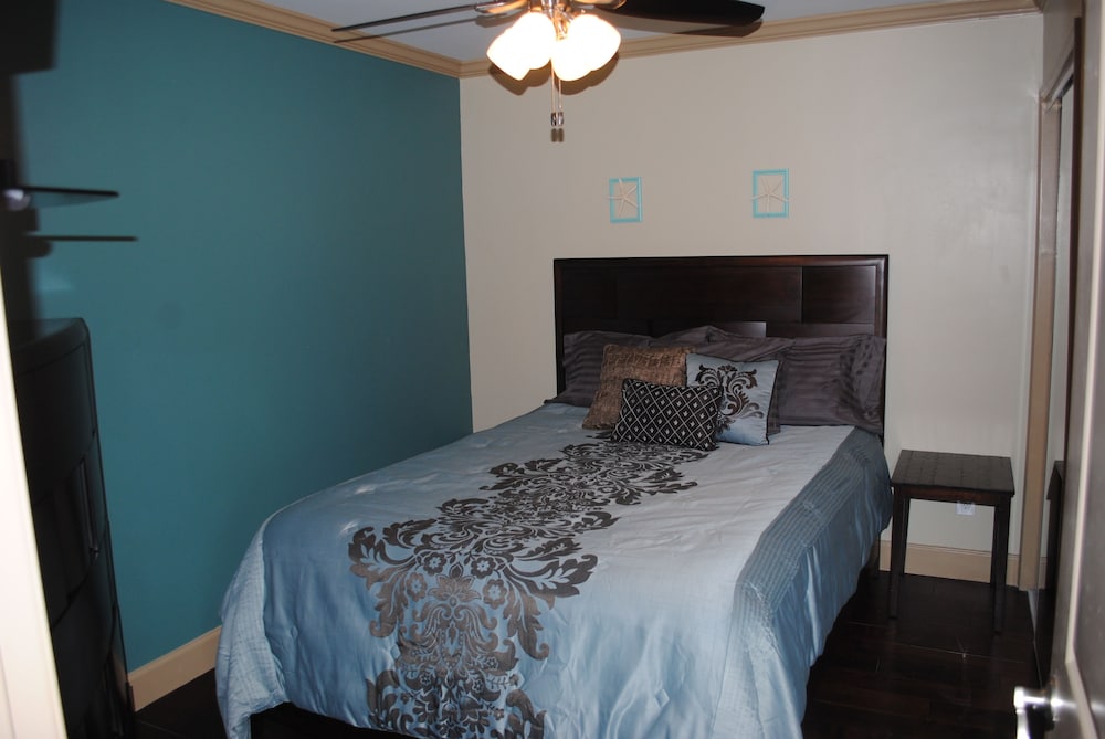 The Maravilla Resort Condo - photo 12