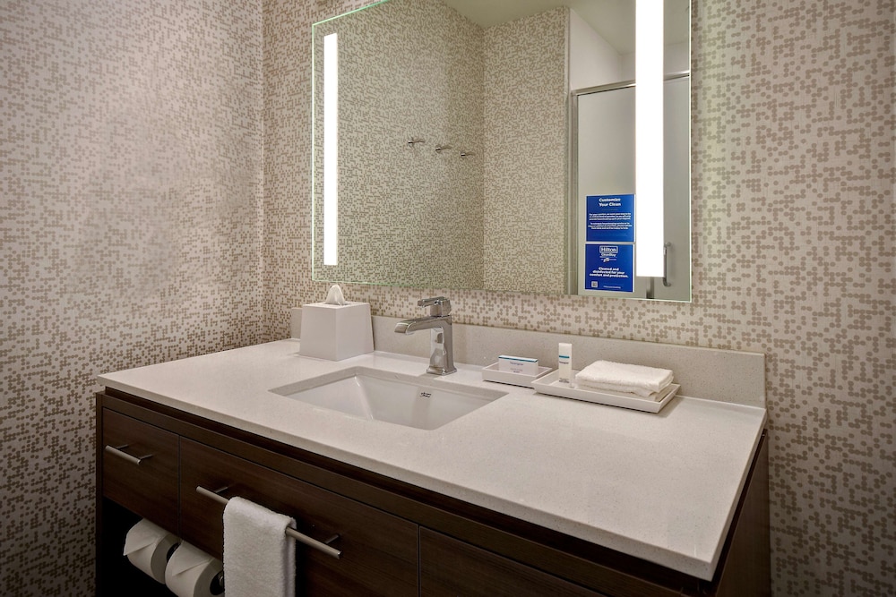 Home2 Suites by Hilton Las Vegas Convention Center - photo 24