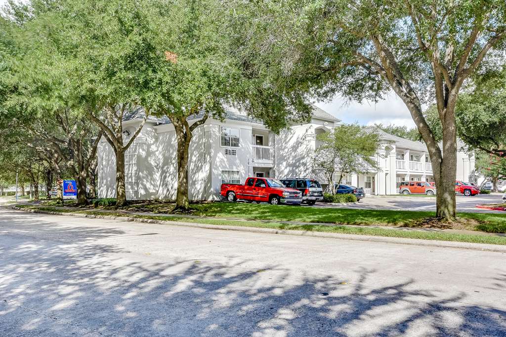 Studio 6 Houston TX Hobby South - photo 4