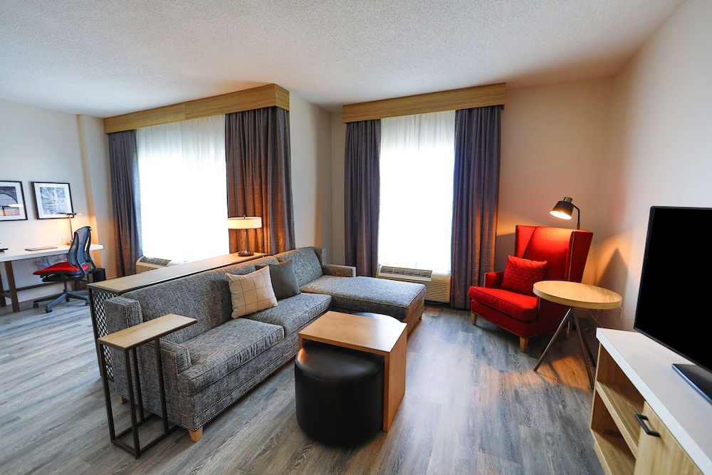 Hilton Garden Inn Savannah Historic District - photo 53