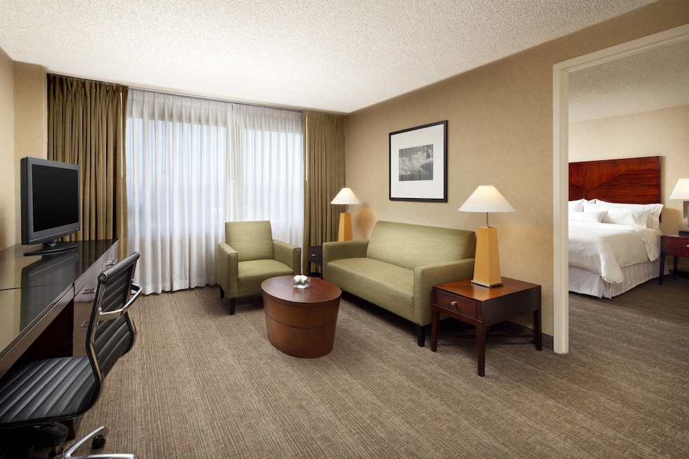 The Westin Los Angeles Airport - photo 10