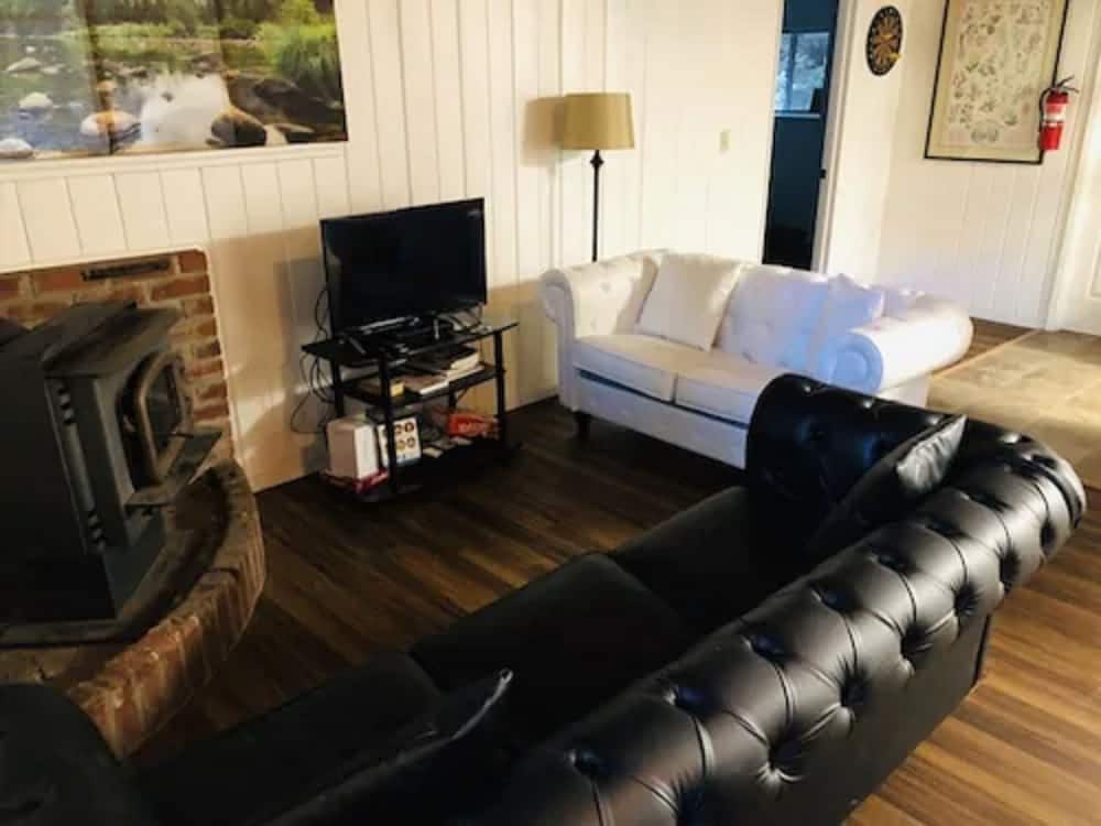 Narrow Gauge Inn - photo 33
