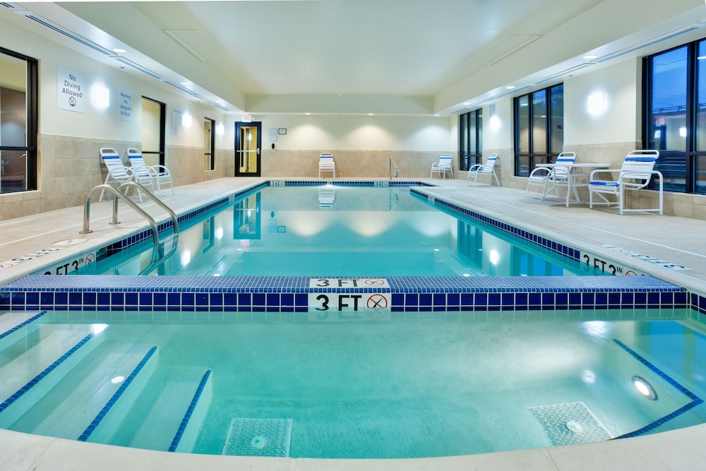 Holiday Inn Express & Suites White Haven Poconos by IHG - photo 15