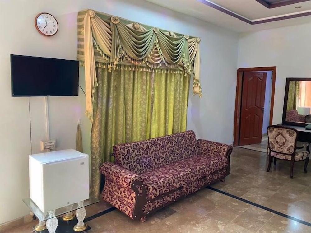 Lake View Hotel & Resort in Khanpur, Pakistan