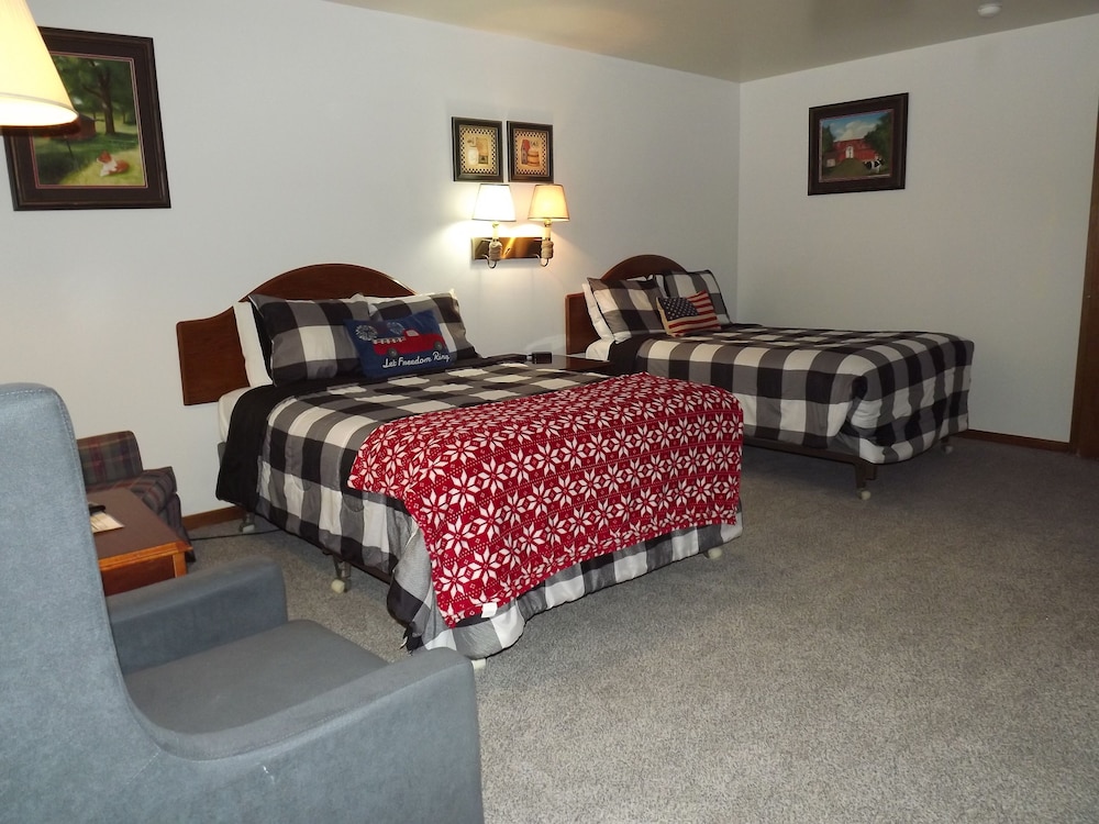 Crest Country Inn - photo 121