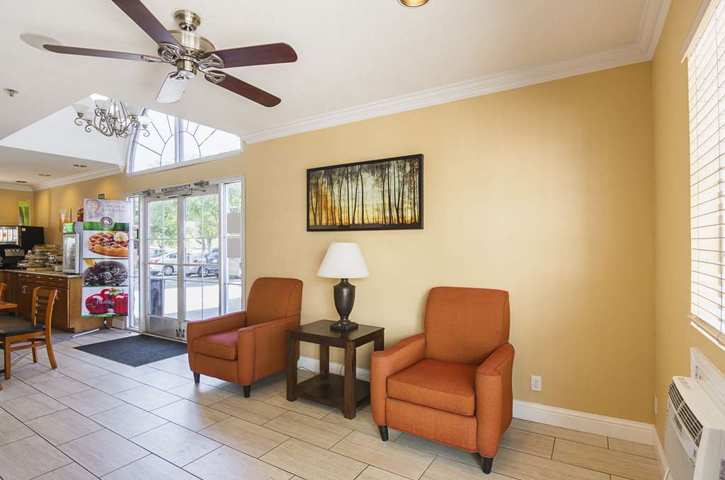 Quality Inn Fresno Yosemite Airport - photo 8