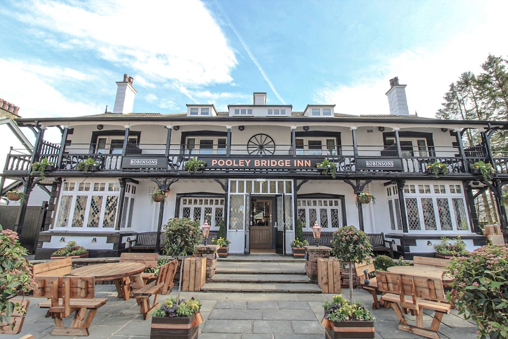 Pooley Bridge Inn - carbon neutral hotel in Penrith
