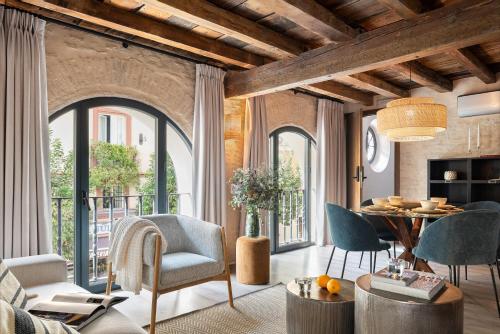 La SillerA a de Arfe by Magno Apartments — 4-Star Luxury Hotel in Sevilla, Spain