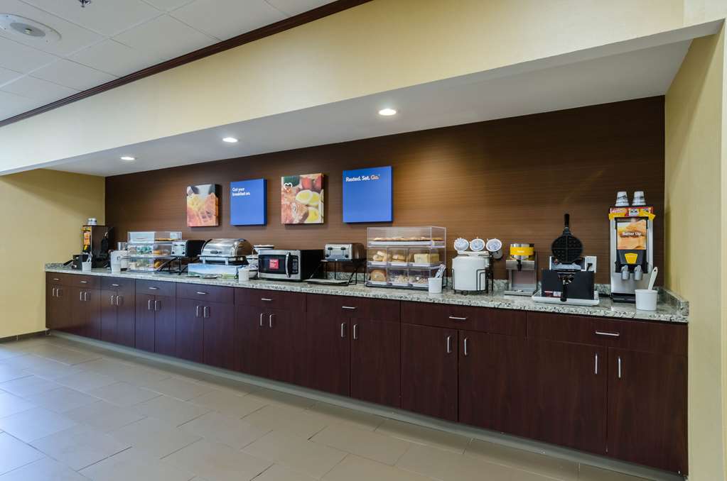 Comfort Inn Randolph Boston - photo 42