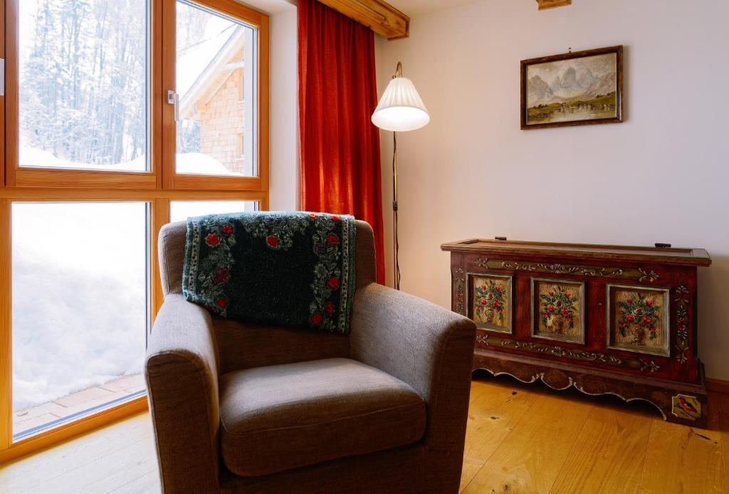 Logis2324 — 4-Star Luxury Hotel in Bad Goisern, Austria