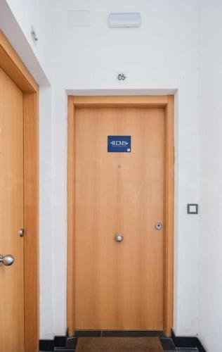 Relaxing apartment with community pool & parking Center by REMS — 4-Star Luxury Hotel in Malaga, Spain