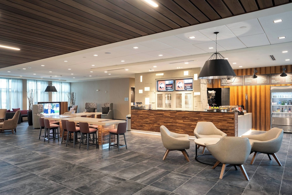 Courtyard by Marriott Charleston North Charleston - photo 2