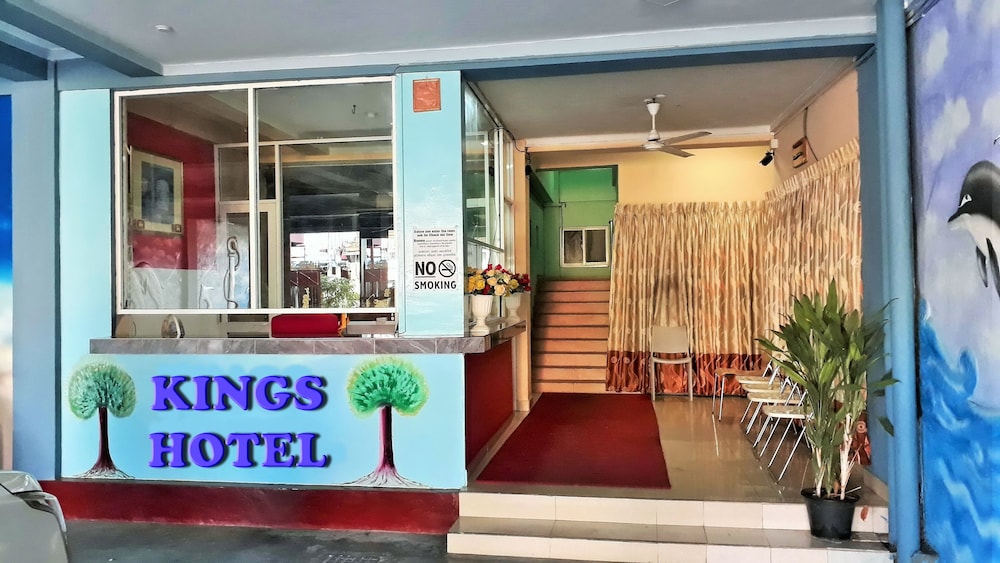 Kings Hotel Restaurant & Bar in Trincomalee, Sri Lanka