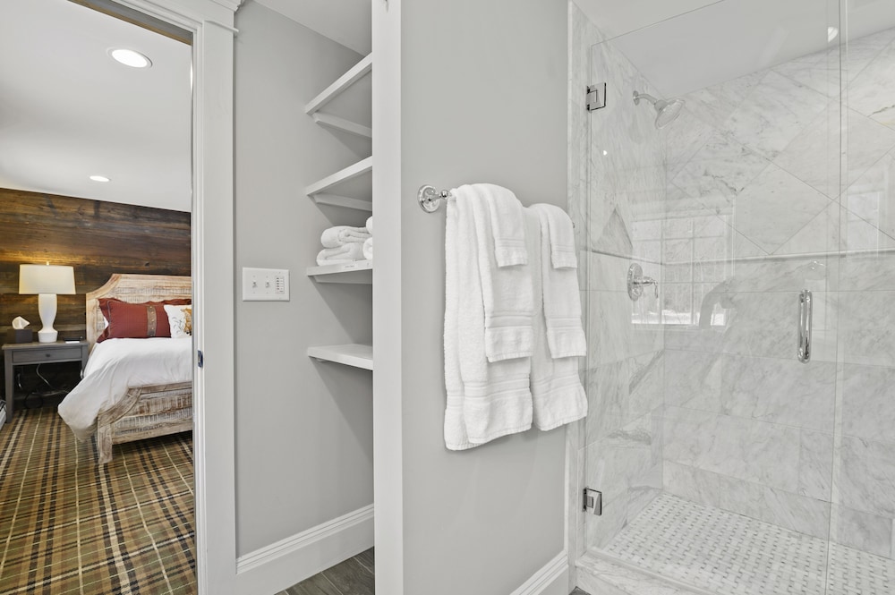 Brook Bound Inn - photo 95