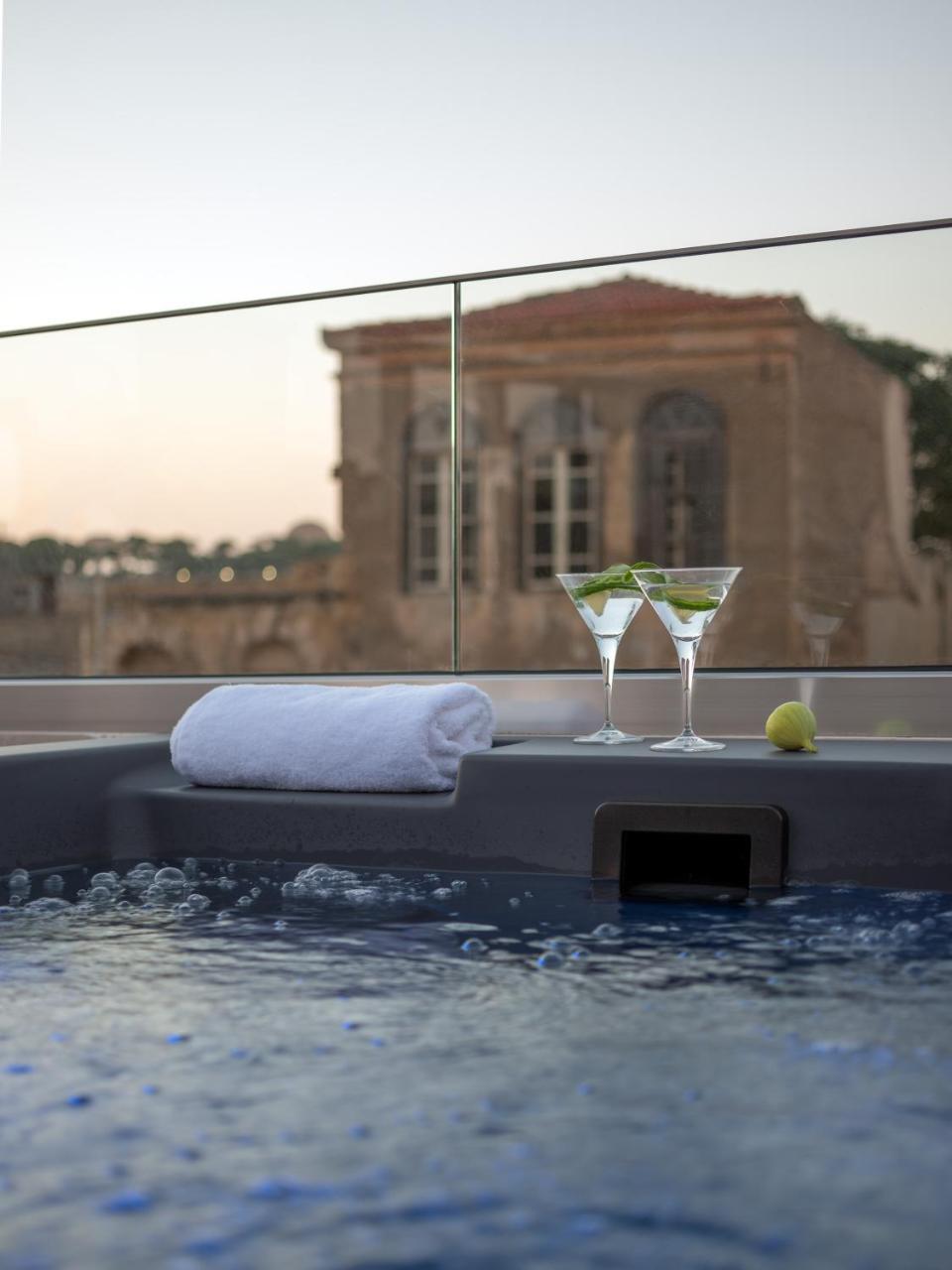 Mediterraneo Suite Home — 4-Star Luxury Hotel in Rethymno, Greece