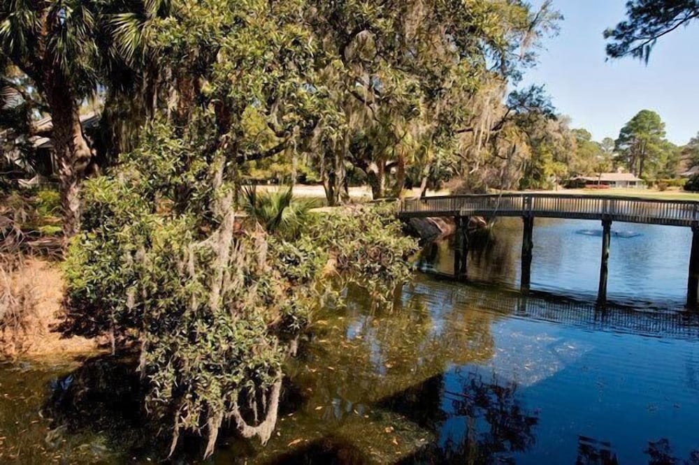 2454 Inland Harbour at the Sea Pines Resort - photo 18