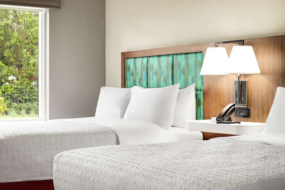 Hampton Inn & Suites Miami Kendall - photo 14