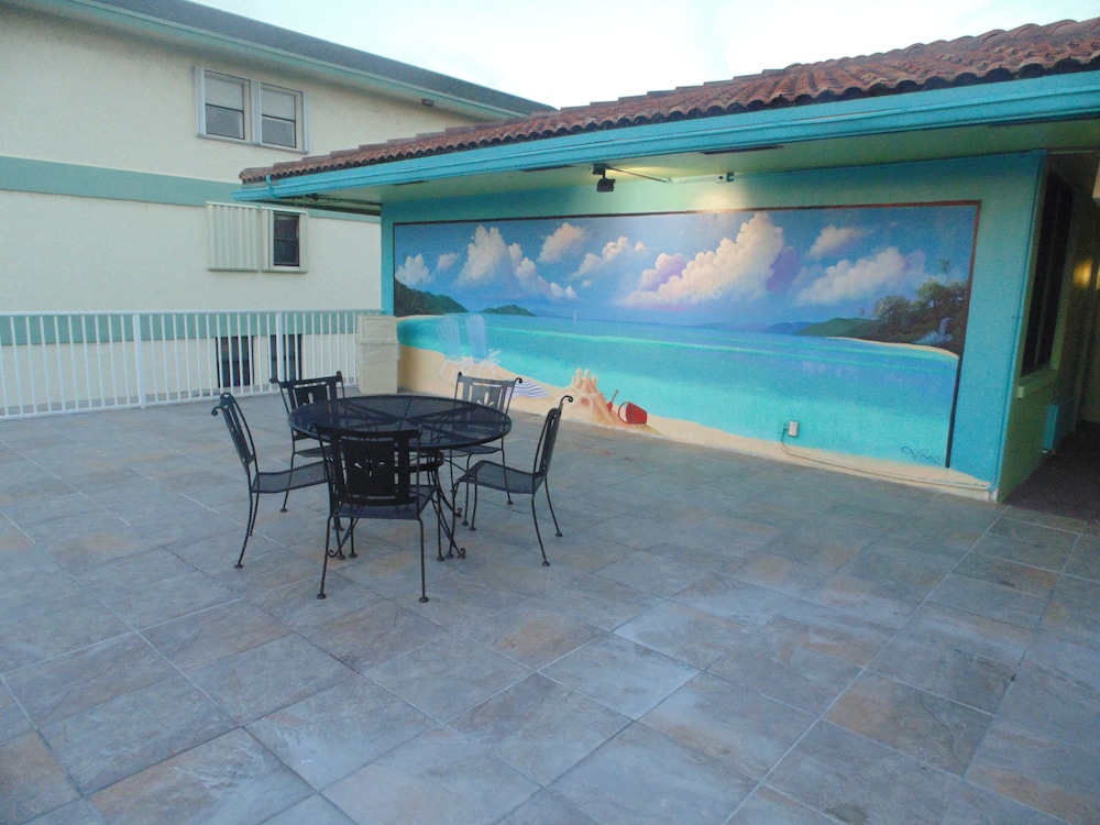 Ocean Reef Hotel - photo 26