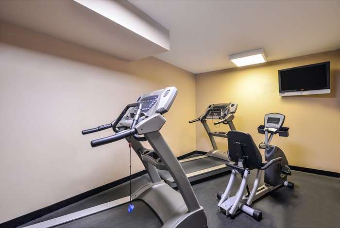Baymont by Wyndham Sioux Falls West Sioux Near Airport - photo 8