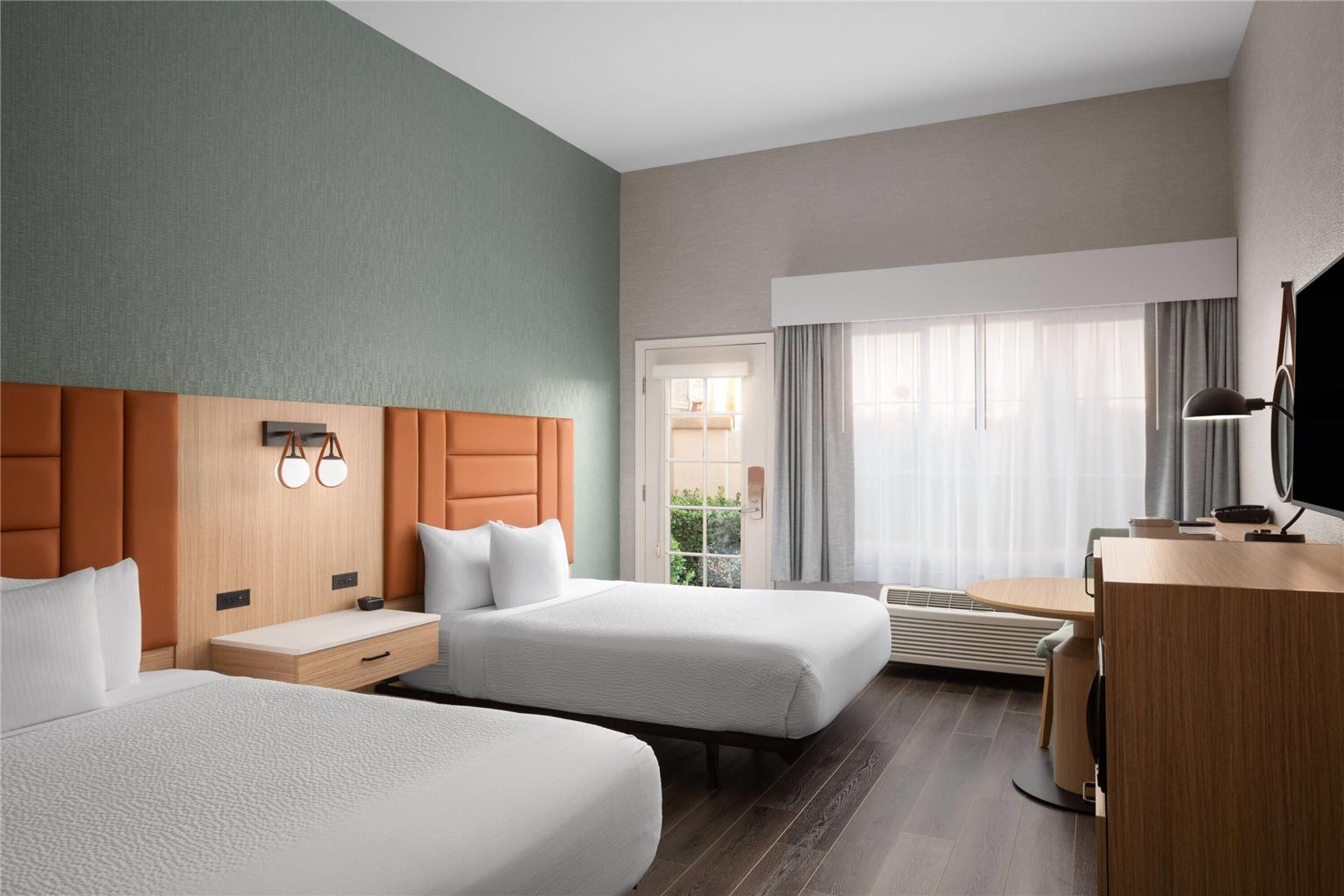 La Quinta Inn & Suites by Wyndham Paso Robles - photo 19
