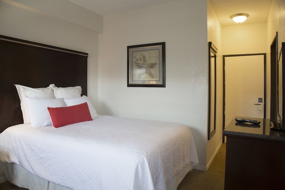 Harborview Inn & Suites San Diego Harbor - photo 9