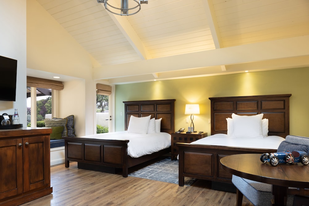 The Quail Lodge - photo 4