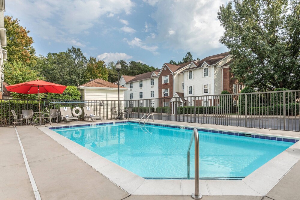 Towneplace Suites Charlotte Arrowood - photo 17