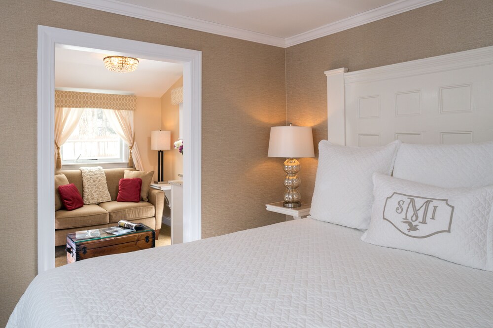Maine Stay Inn & Cottages - photo 10