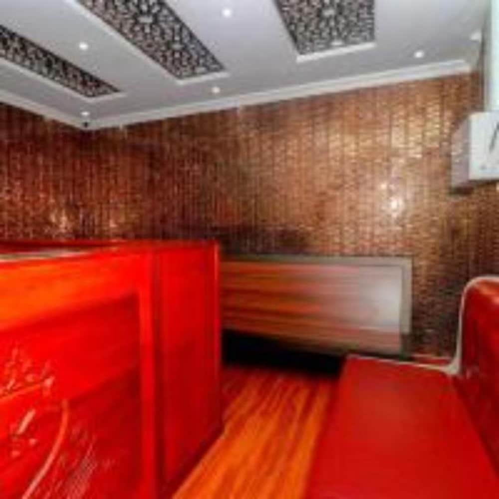 Kush Hotel - carbon neutral hotel in Kampala