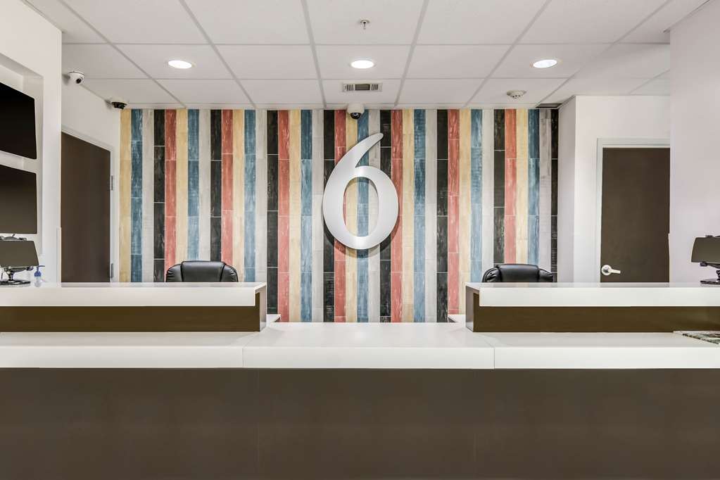 Motel 6 Cleburne TX - photo 24