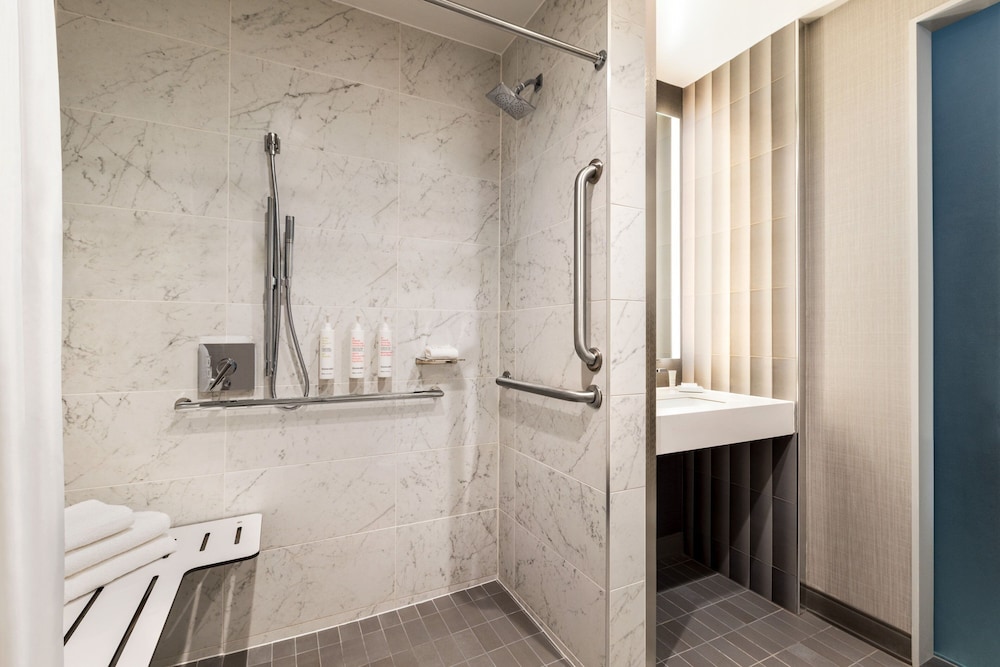 Marriott New York JFK Airport - photo 15