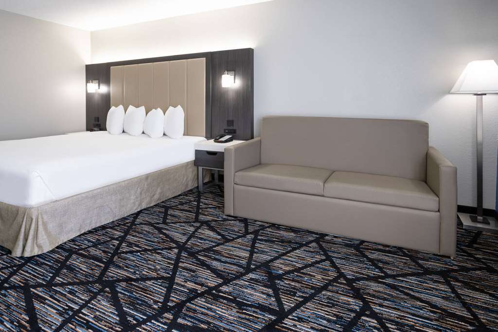 Baymont by Wyndham La Vergne Nashville I 24 East - photo 30