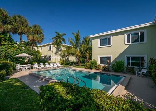 Palm Cay 6 - last minute hotel in Holmes Beach