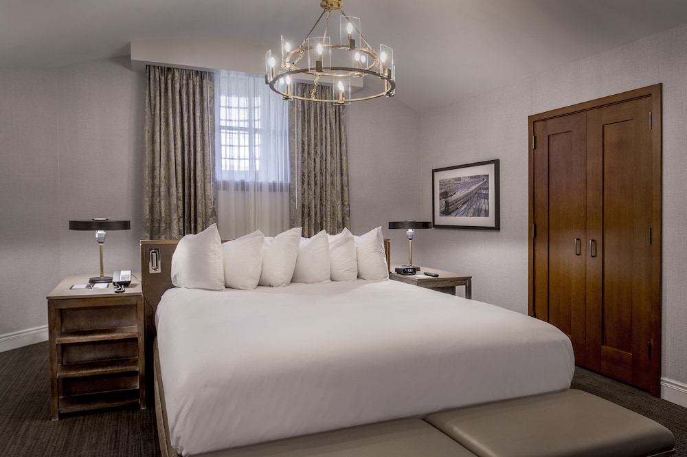 St. Louis Union Station Hotel Curio Collection by Hilton - photo 16