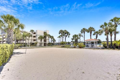 Land's End 5 303 Gulf Bay Front - photo 29