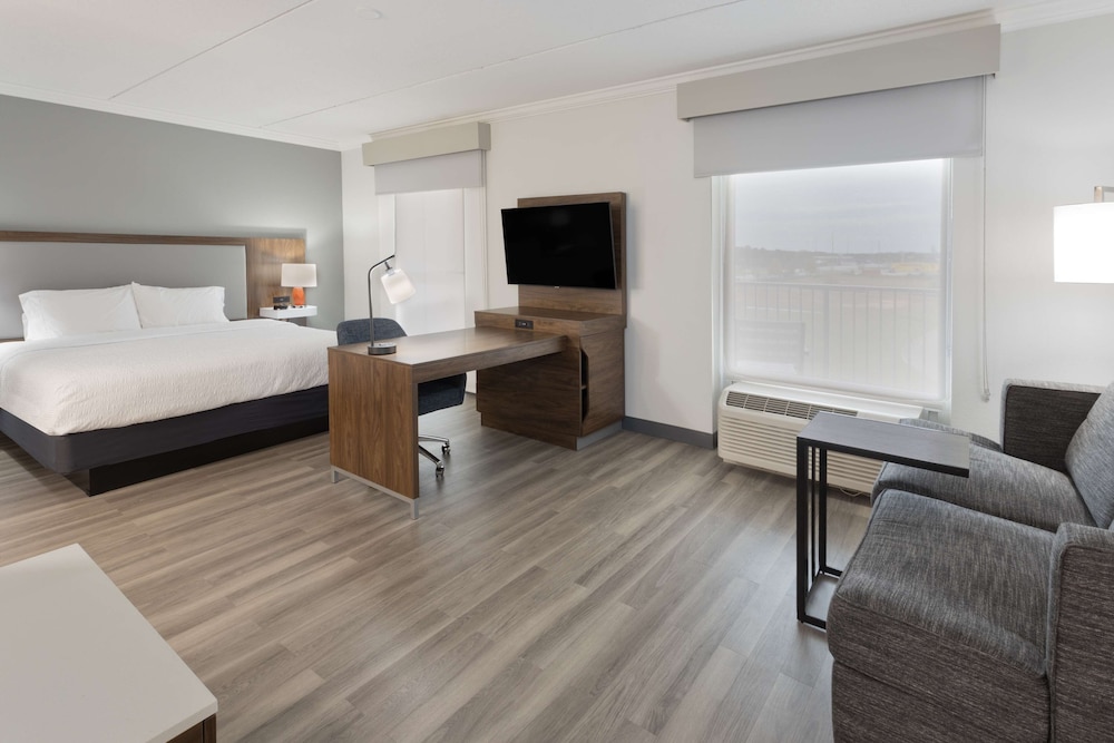 Hampton Inn & Suites Lanett West Point - photo 16