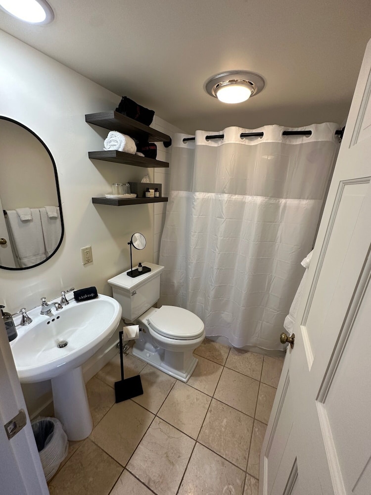 Inn at Perkins Cove - photo 91