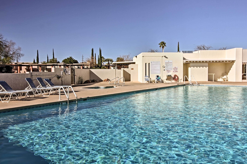 Green Valley Townhome with Patio and Resort Amenities - featured photo