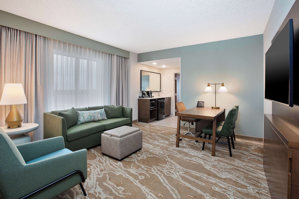 Embassy Suites by Hilton San Marcos Hotel Conference Center - photo 10