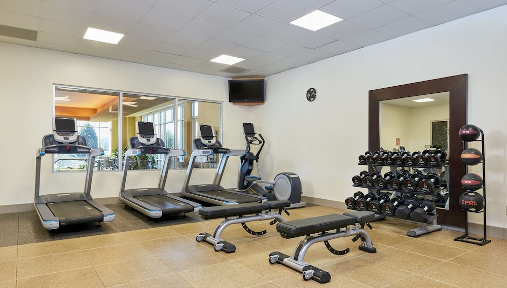 Embassy Suites by Hilton Hampton Convention Center - photo 36